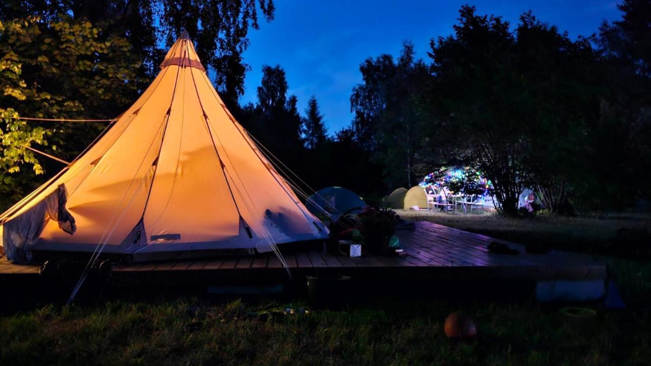 Hotel Glamping Fluffy Horns - Glempings Pukainie Ragi Plieņciems Exteriér fotografie